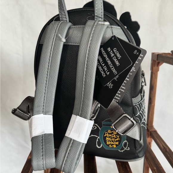 Loungefly Sally Bag NBC - Picture 5 of 5